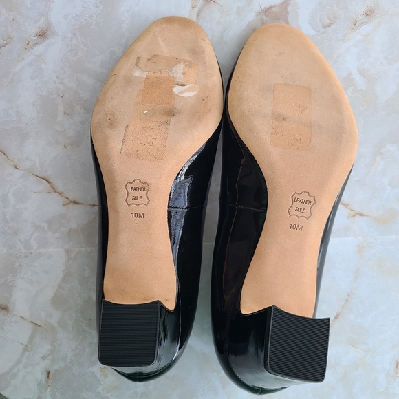 TORY BURCH Raleigh Patent Logo Pump, Black - Picture 7 of 9
